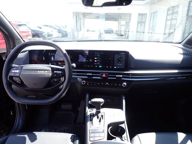 Certified 2026 Kia Sportage X-Line AWD/4WD image 10