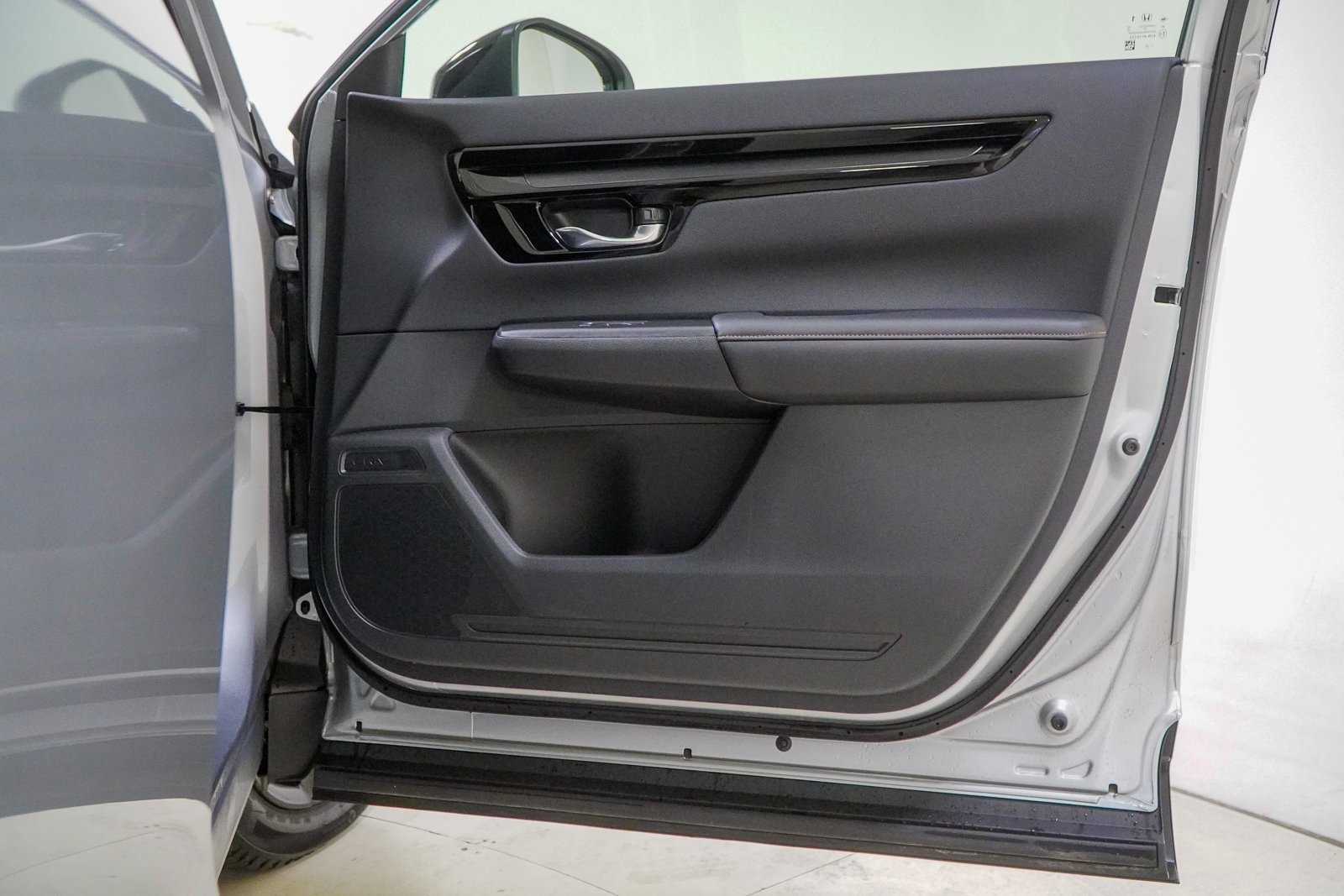 Certified 2025 Honda CR-V Sport Touring image 36
