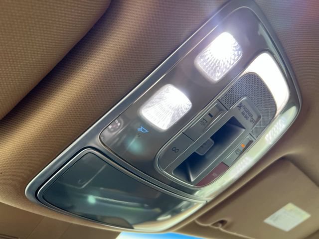 Used 2023 Genesis GV80 2.5T w/ Prestige Package AWD/4WD image 17