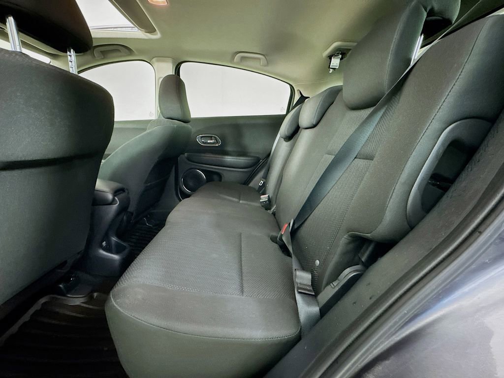 Used 2018 Honda HR-V EX image 28