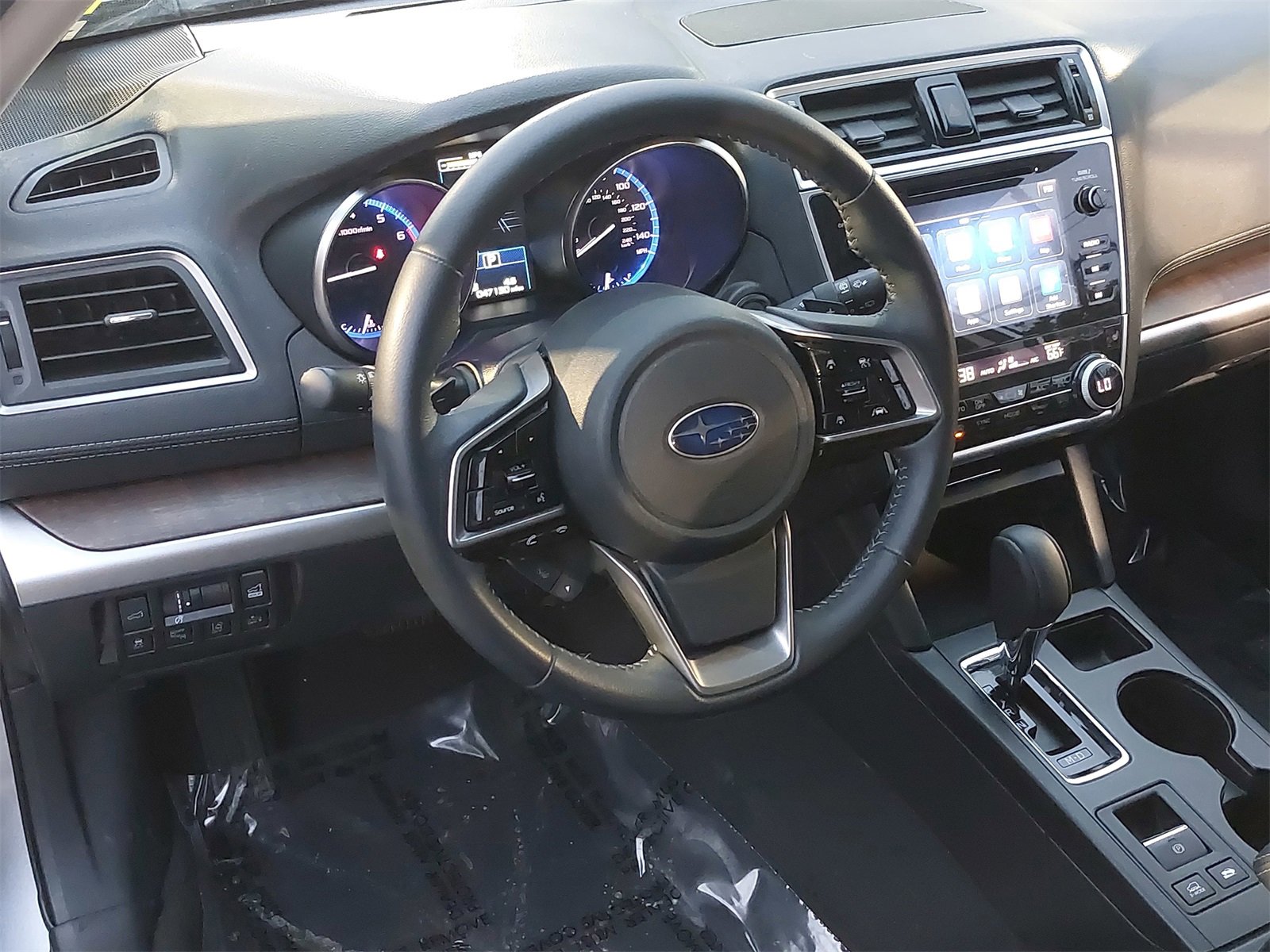 Used 2018 Subaru Outback 2.5i Limited image 16