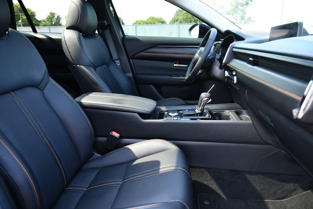 Used 2025 MAZDA CX-50 AWD 2.5 S w/ Premium Plus Pkg image 39