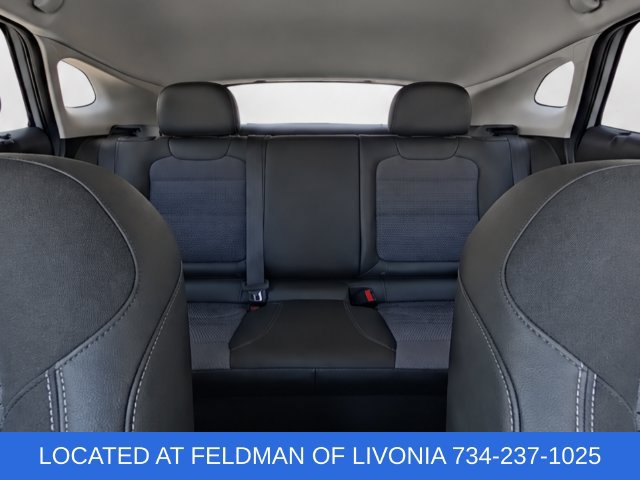 Used 2025 Chevrolet Trax LT w/ Driver Confidence Package FWD image 23