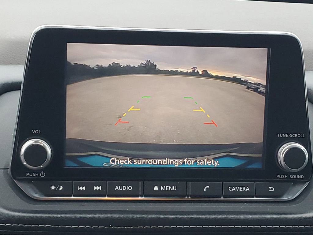 Used 2021 Nissan Rogue S image 29