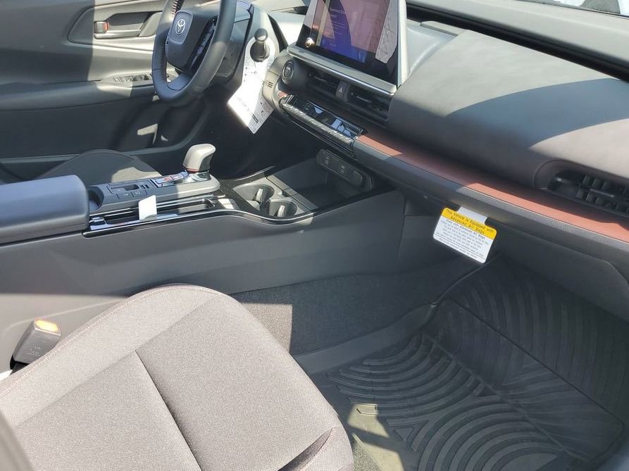 New 2026 Toyota Prius Plug-In Hybrid image 32