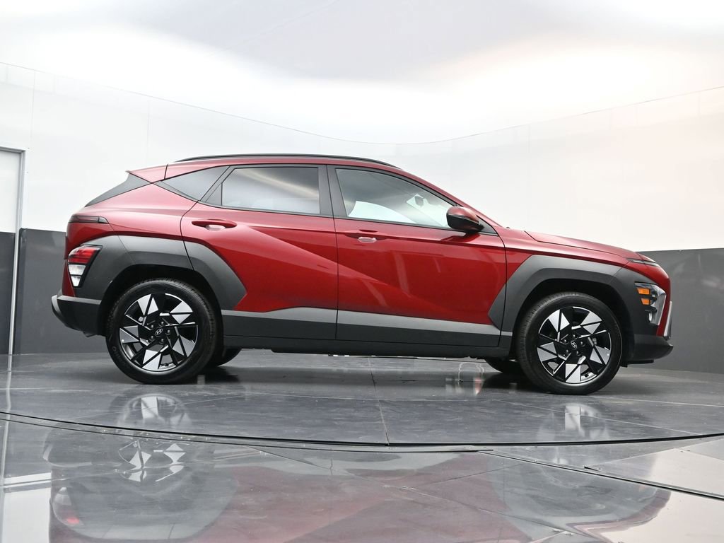 Certified 2025 Hyundai Kona SEL image 21