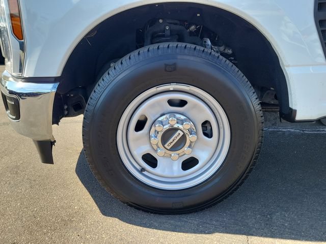 Certified 2024 Ford F350 XL w/ XL Chrome Package RWD image 28