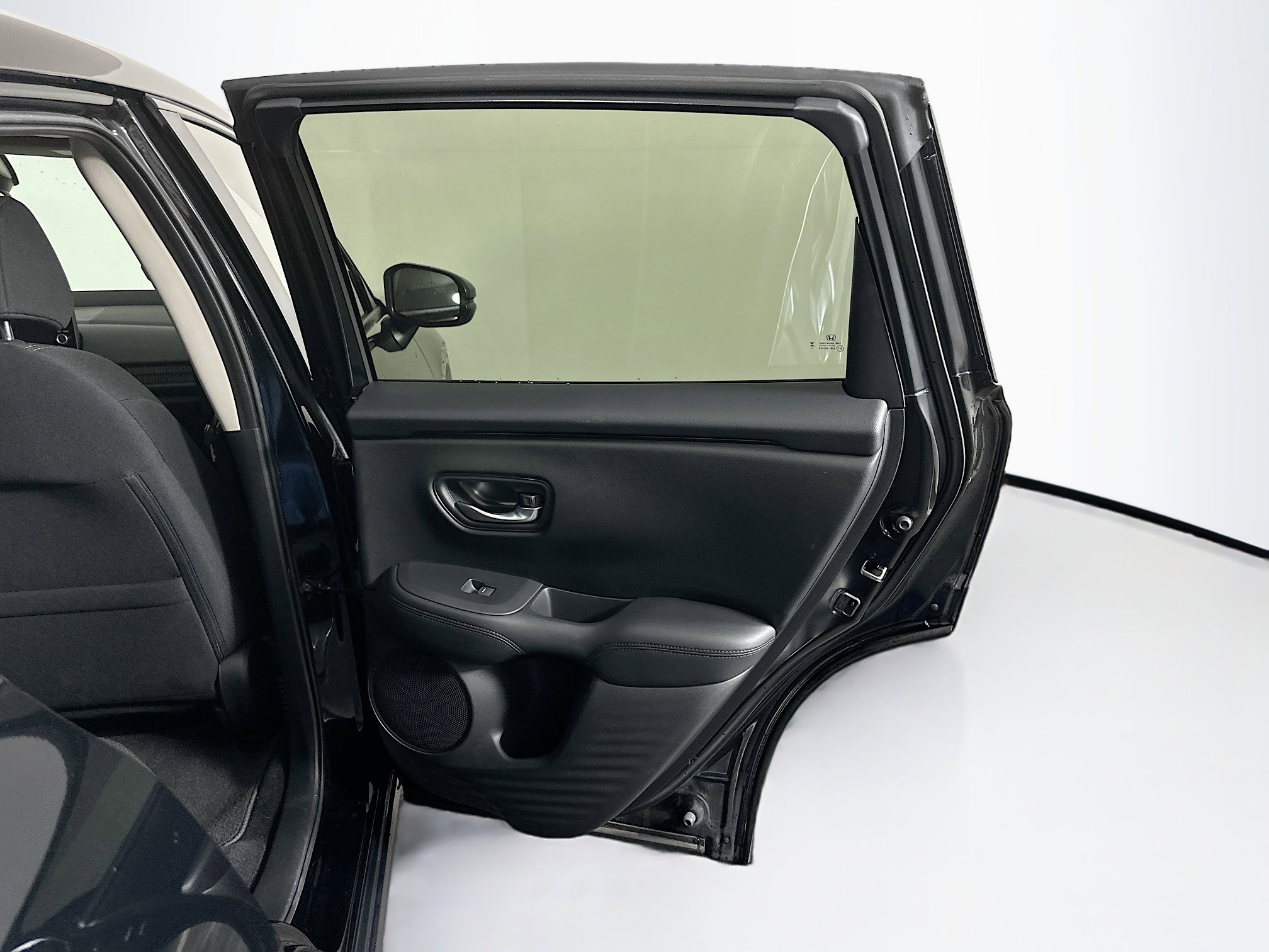 Used 2024 Honda HR-V LX image 27