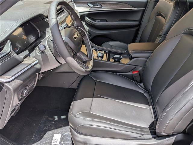 New 2026 Jeep Grand Cherokee Limited AWD/4WD image 8