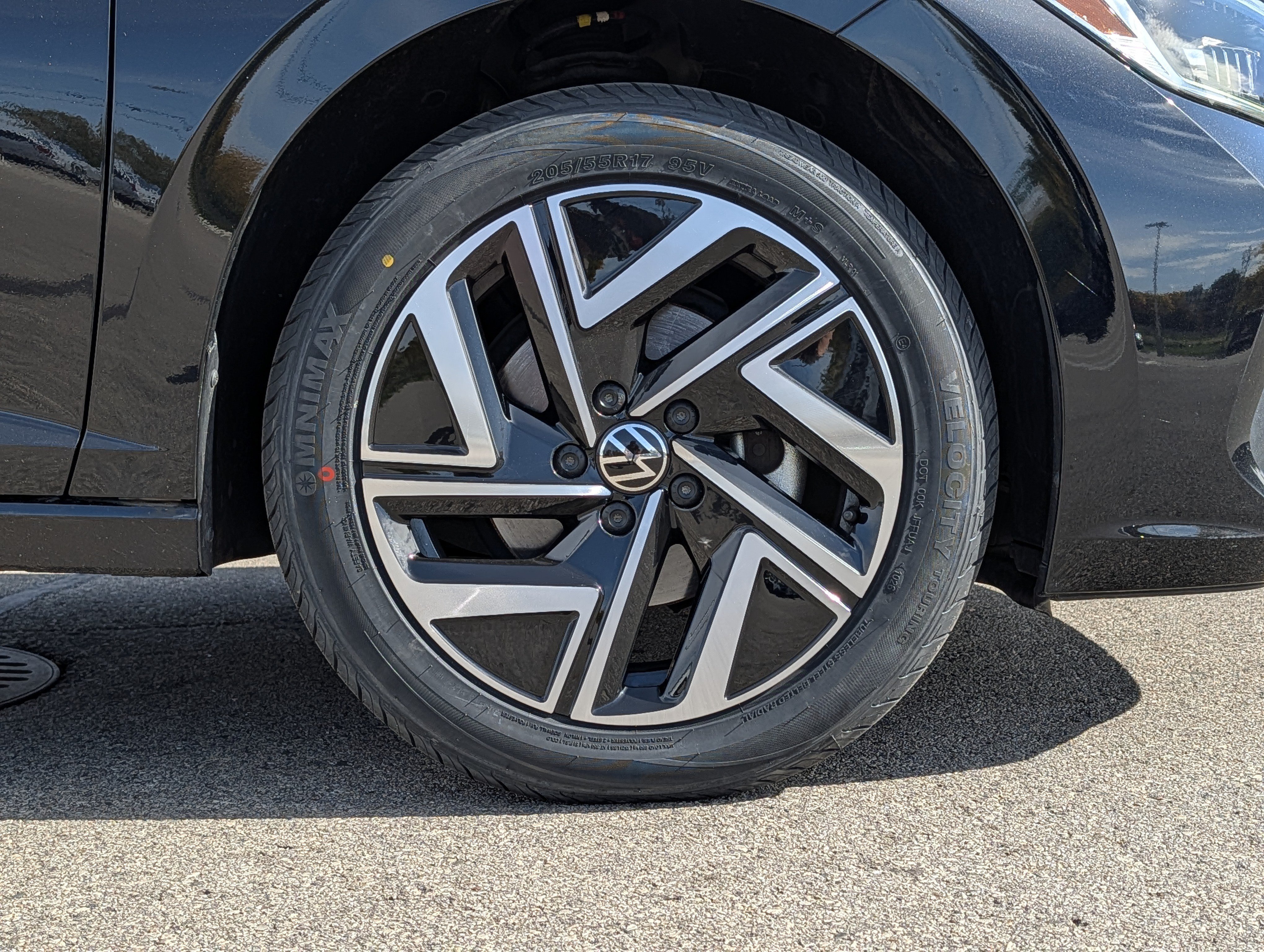 Certified 2023 Volkswagen Jetta SEL FWD image 11