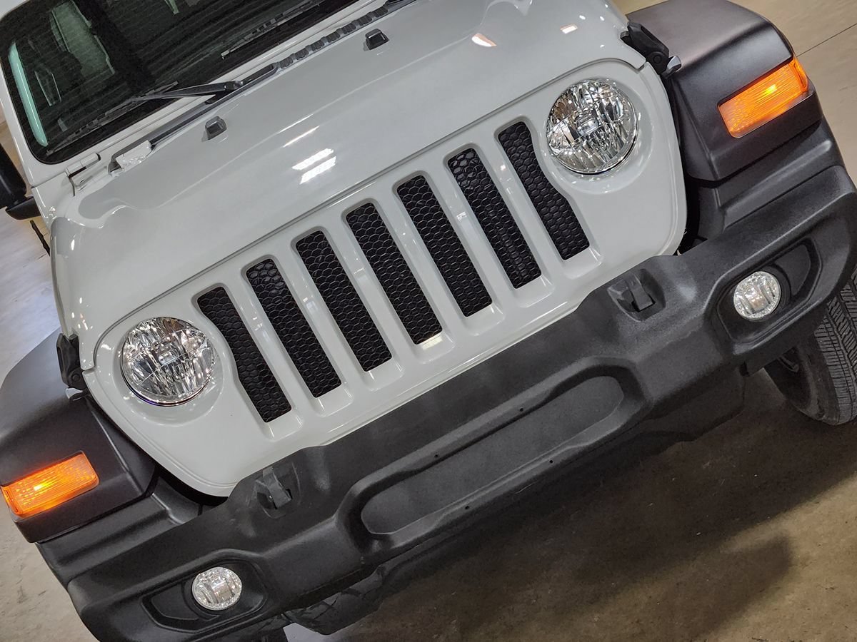 Used 2023 Jeep Wrangler Sport AWD/4WD image 19