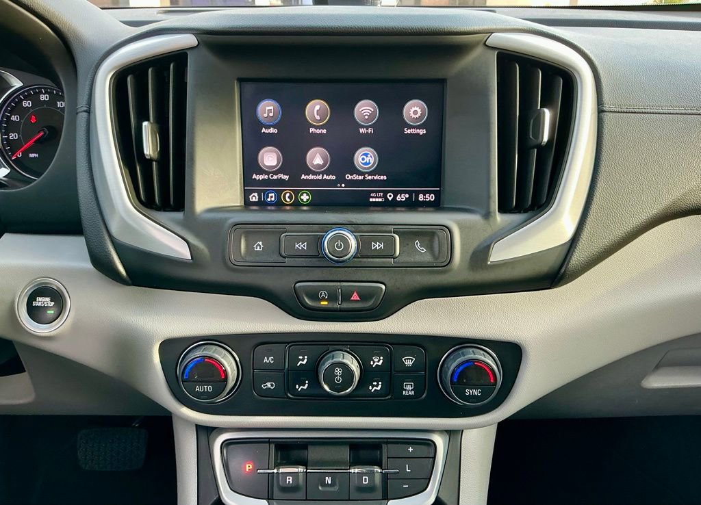 Used 2024 GMC Terrain SLE w/ Driver Convenience Package image 33