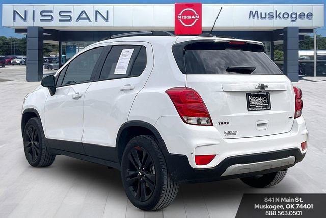 Used 2022 Chevrolet Trax LT w/ Redline Edition AWD/4WD image 4