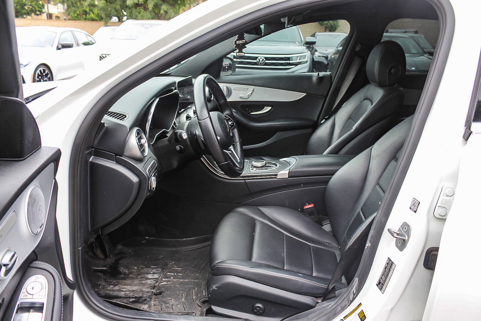 Used 2021 Mercedes-Benz C 300 Sedan image 17