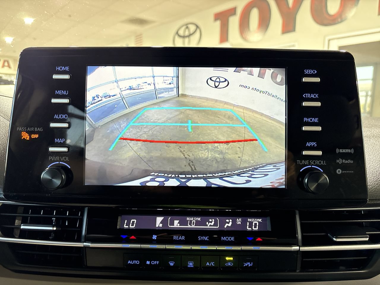 Certified 2021 Toyota Sienna LE FWD image 18