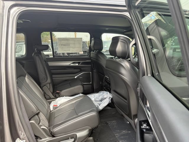 New 2026 Jeep Grand Wagoneer 4WD w/ Quick Order Packge 29V Upland image 31