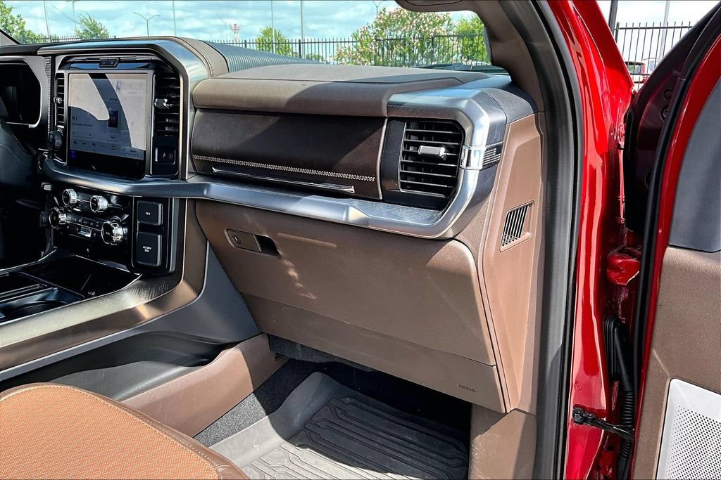 Used 2025 Ford F150 King Ranch w/ FX4 Off-Road Package AWD/4WD image 19