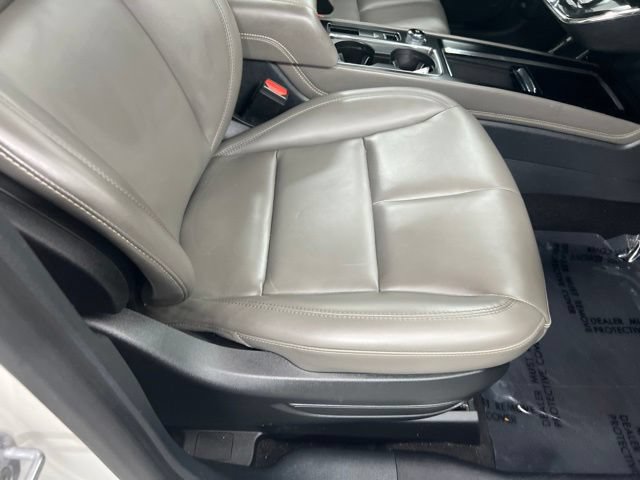Certified 2024 Lincoln Corsair AWD image 24