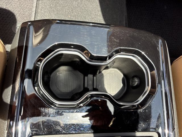 Used 2024 Jeep Grand Cherokee L Summit AWD/4WD image 19