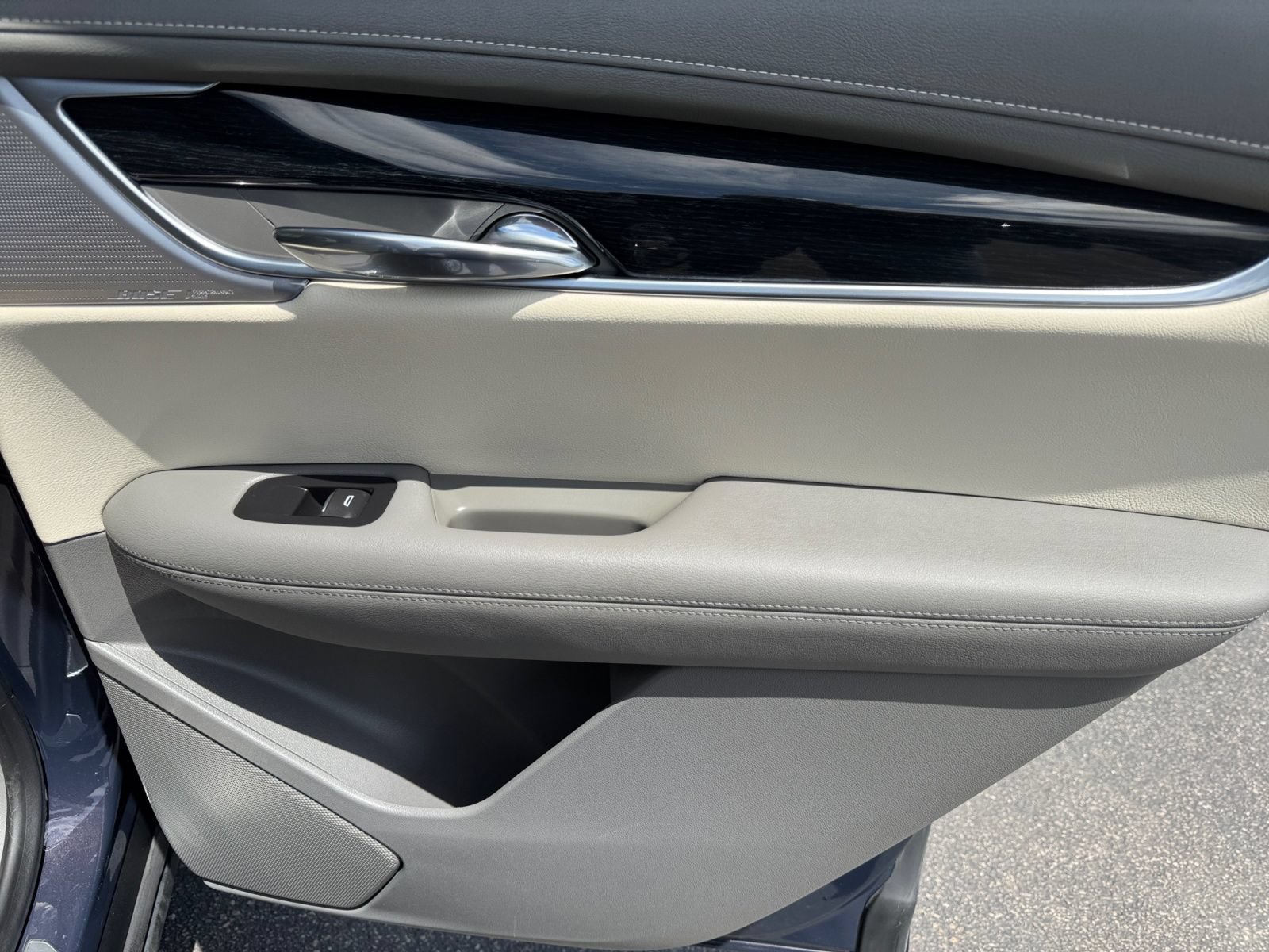 Used 2024 Cadillac XT6 Premium Luxury AWD/4WD image 14