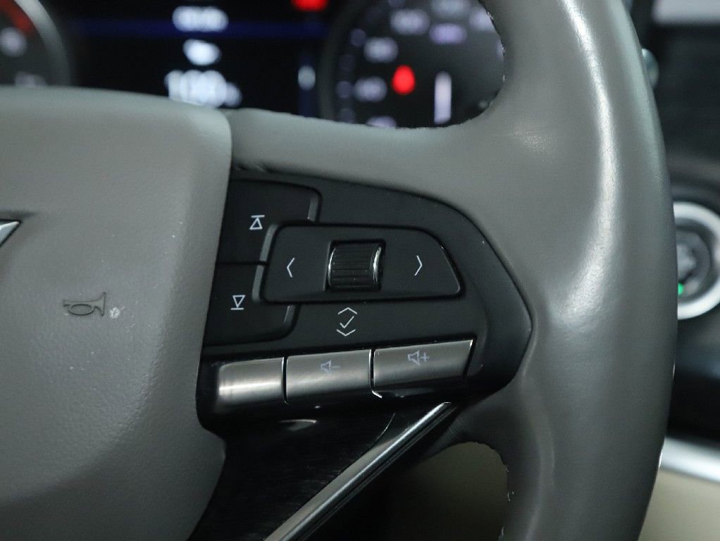 Used 2023 Cadillac XT6 Premium Luxury w/ Technology Package image 24