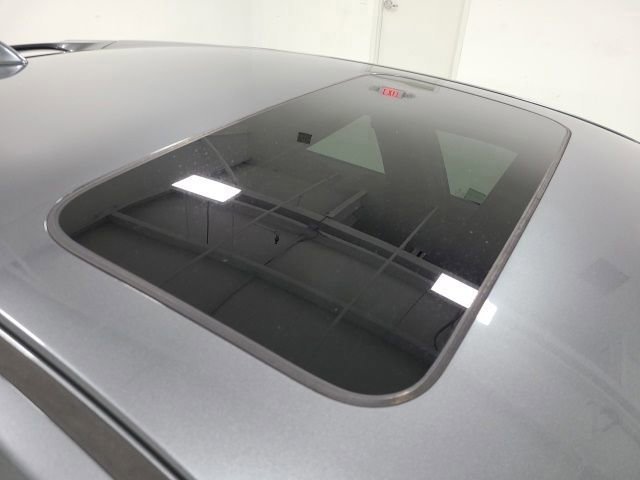 Used 2020 Honda Civic EX-L image 15