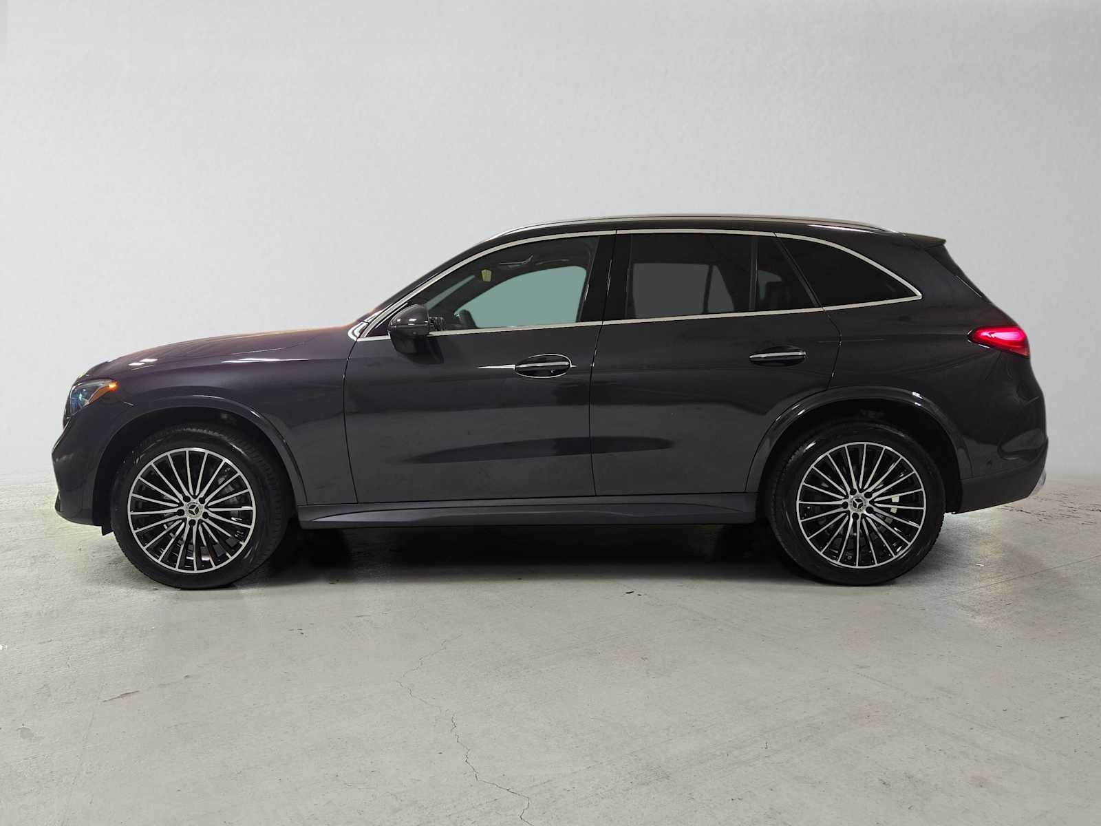 Certified 2026 Mercedes-Benz GLC 300 4MATIC image 6