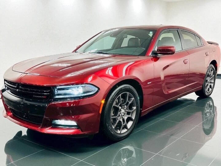 Used 2018 Dodge Charger GT image 3