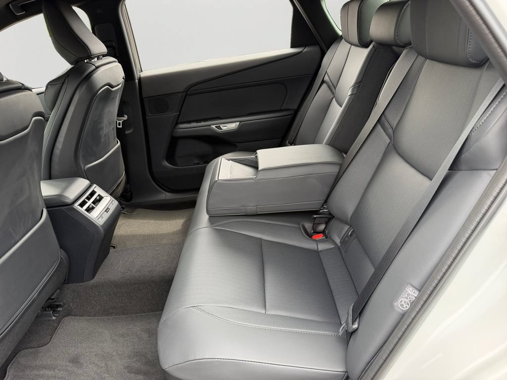 New 2026 Lexus ES 350h AWD image 10