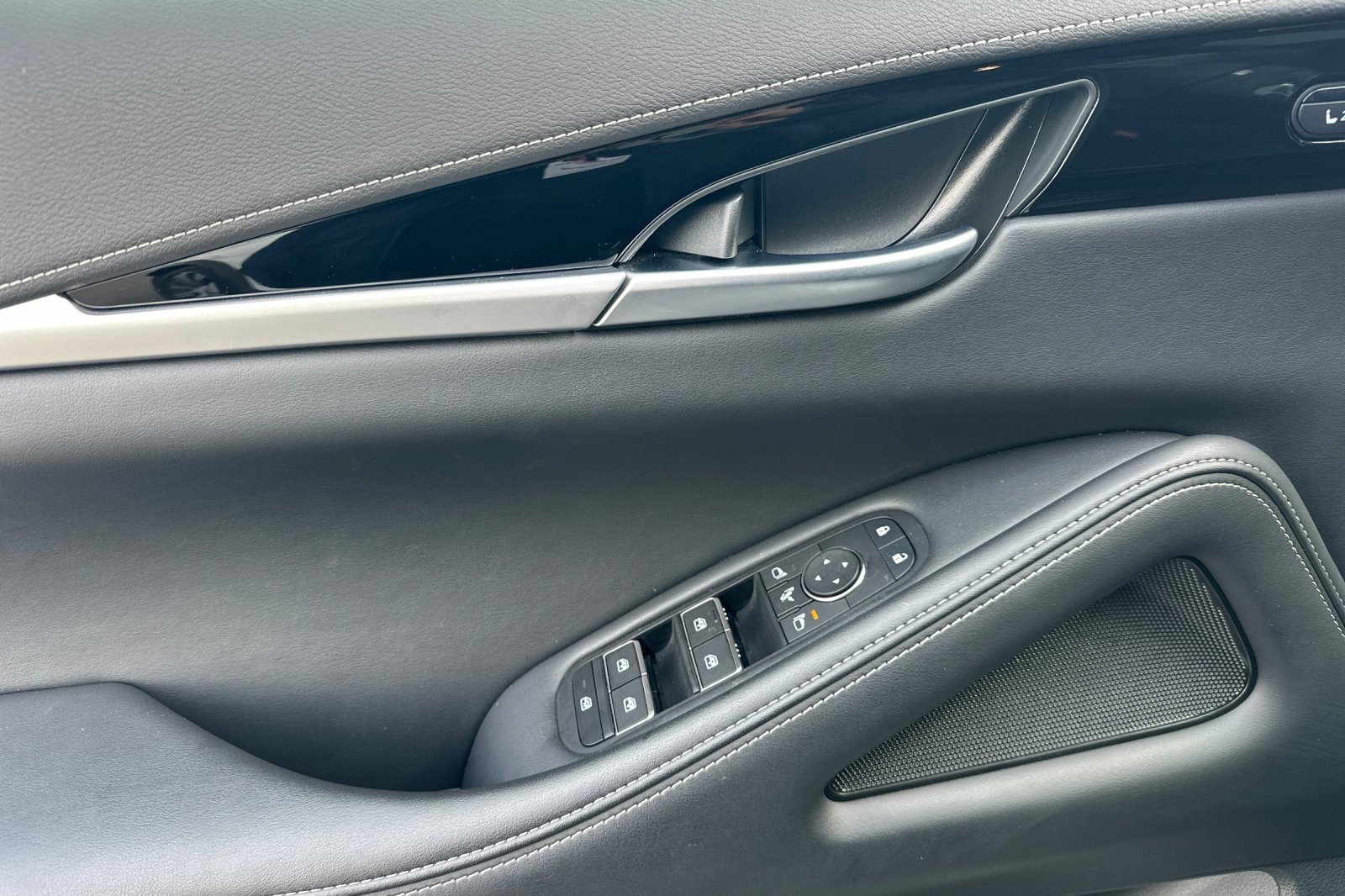 Certified 2025 INFINITI QX60 Pure image 12