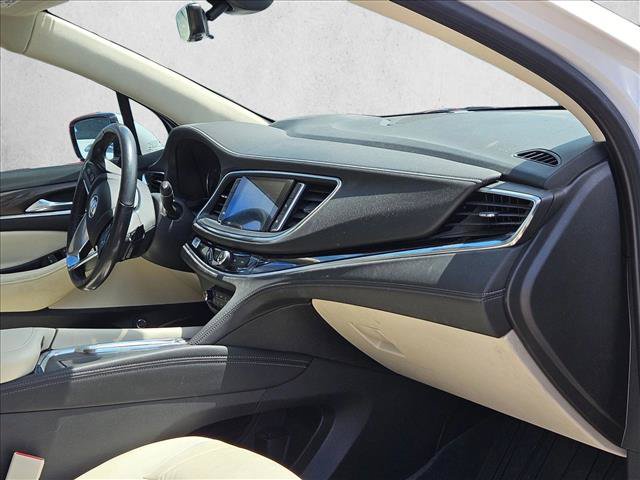 Used 2023 Buick Enclave Avenir w/ Avenir Technology Package FWD image 21