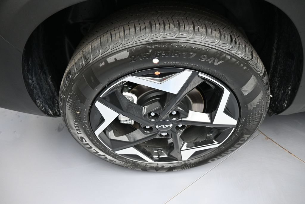 New 2026 Kia Seltos S AWD/4WD image 12