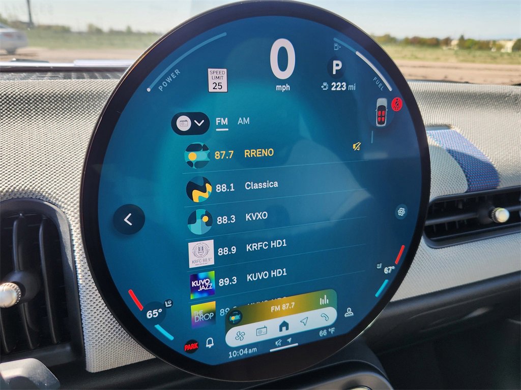 Used 2025 MINI Cooper 2-Door Hardtop image 23