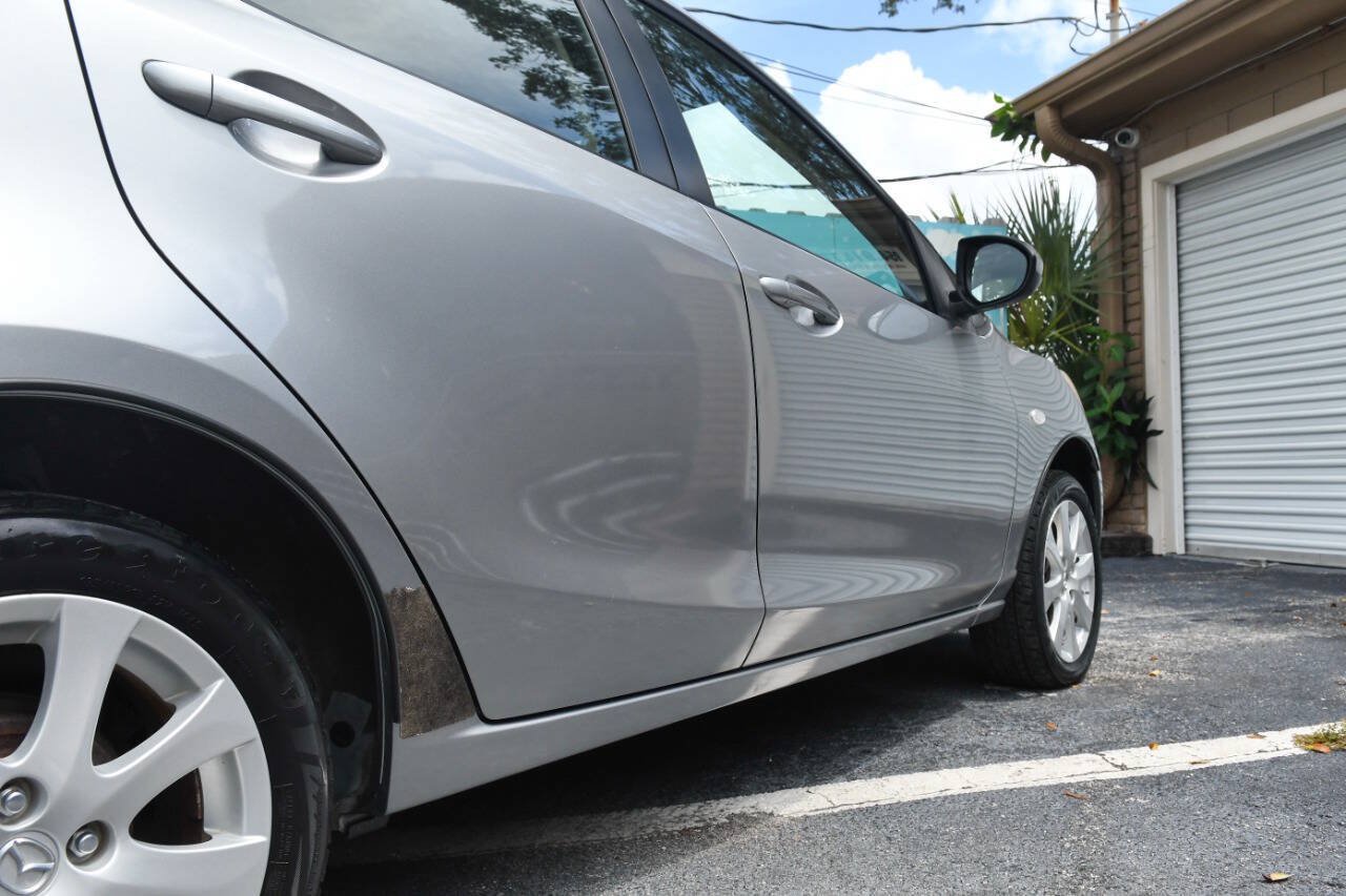 Used 2011 MAZDA MAZDA2 Touring FWD image 33