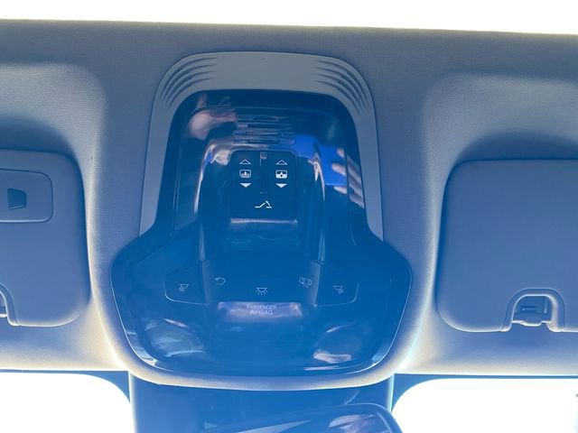 Used 2017 Alfa Romeo Giulia AWD w/ Sport Appearance Package image 25