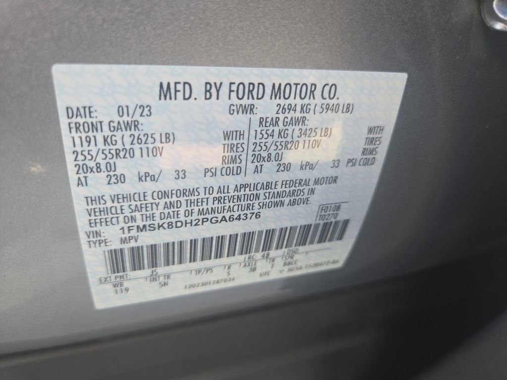 Used 2023 Ford Explorer XLT w/ Equipment Group 202A AWD/4WD image 13