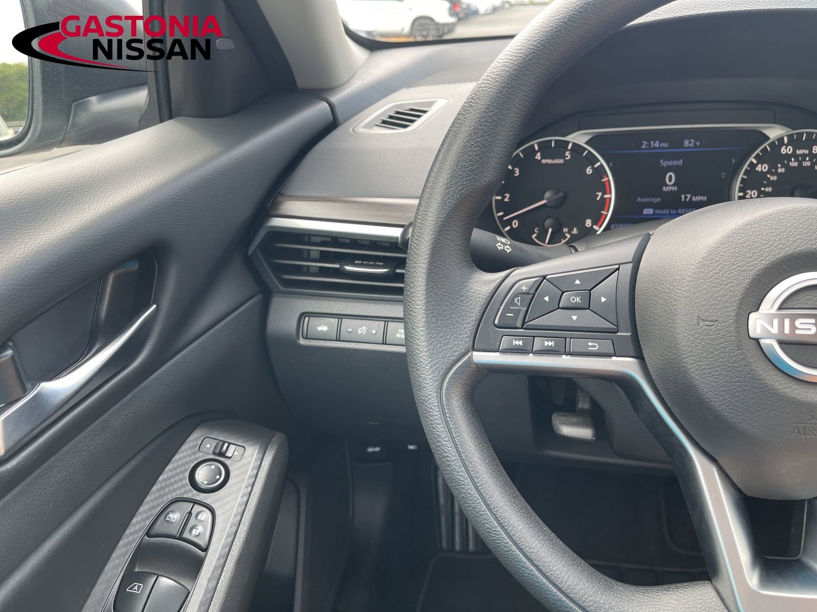 Used 2024 Nissan Altima 2.5 SV image 37