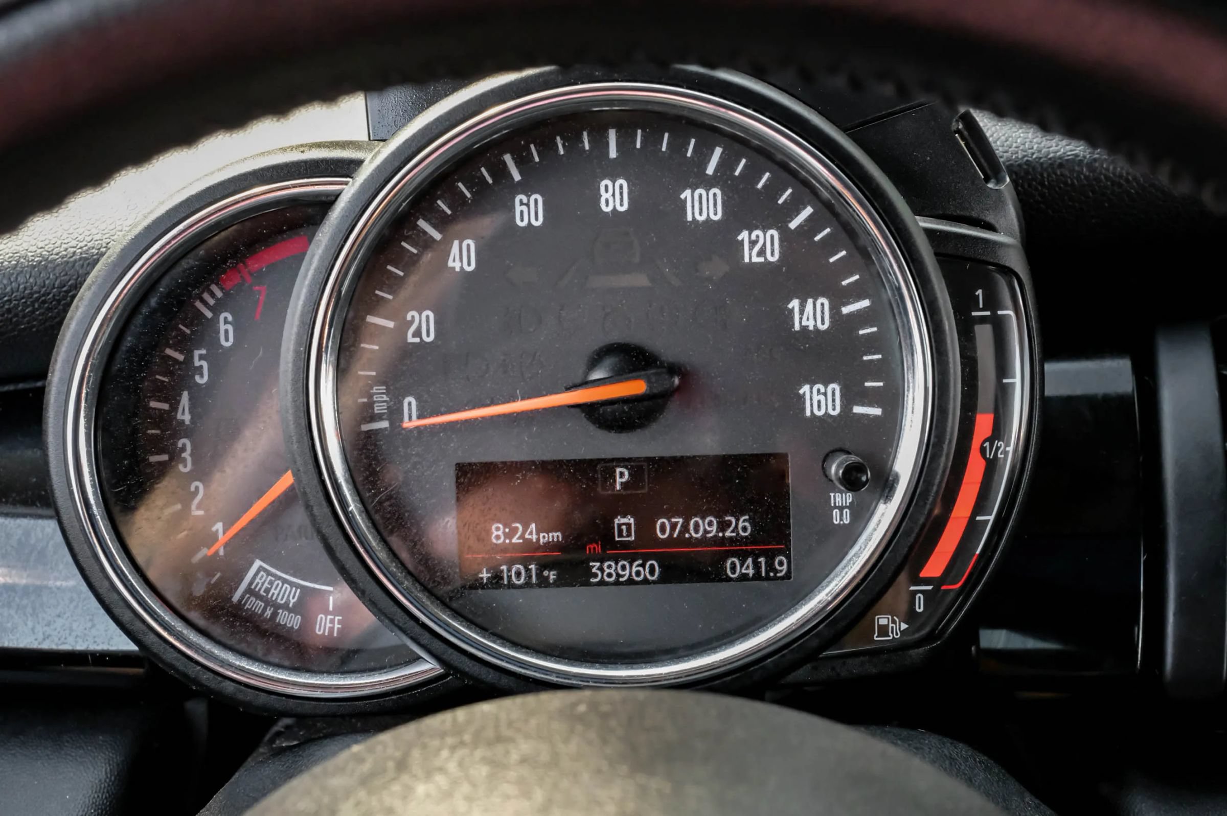 Used 2019 MINI Cooper 2-Door Hardtop FWD image 16
