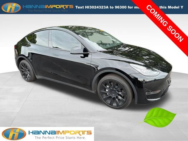 Used 2022 Tesla Model Y Long Range AWD/4WD image 1