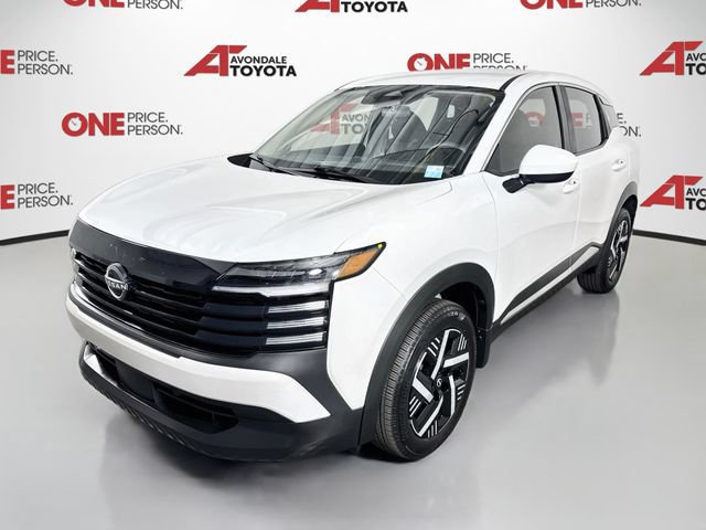 Used 2025 Nissan Kicks SV FWD image 3