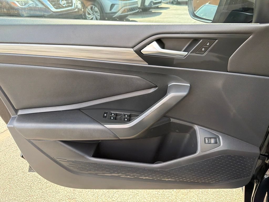 Used 2020 Volkswagen Jetta SEL FWD image 35