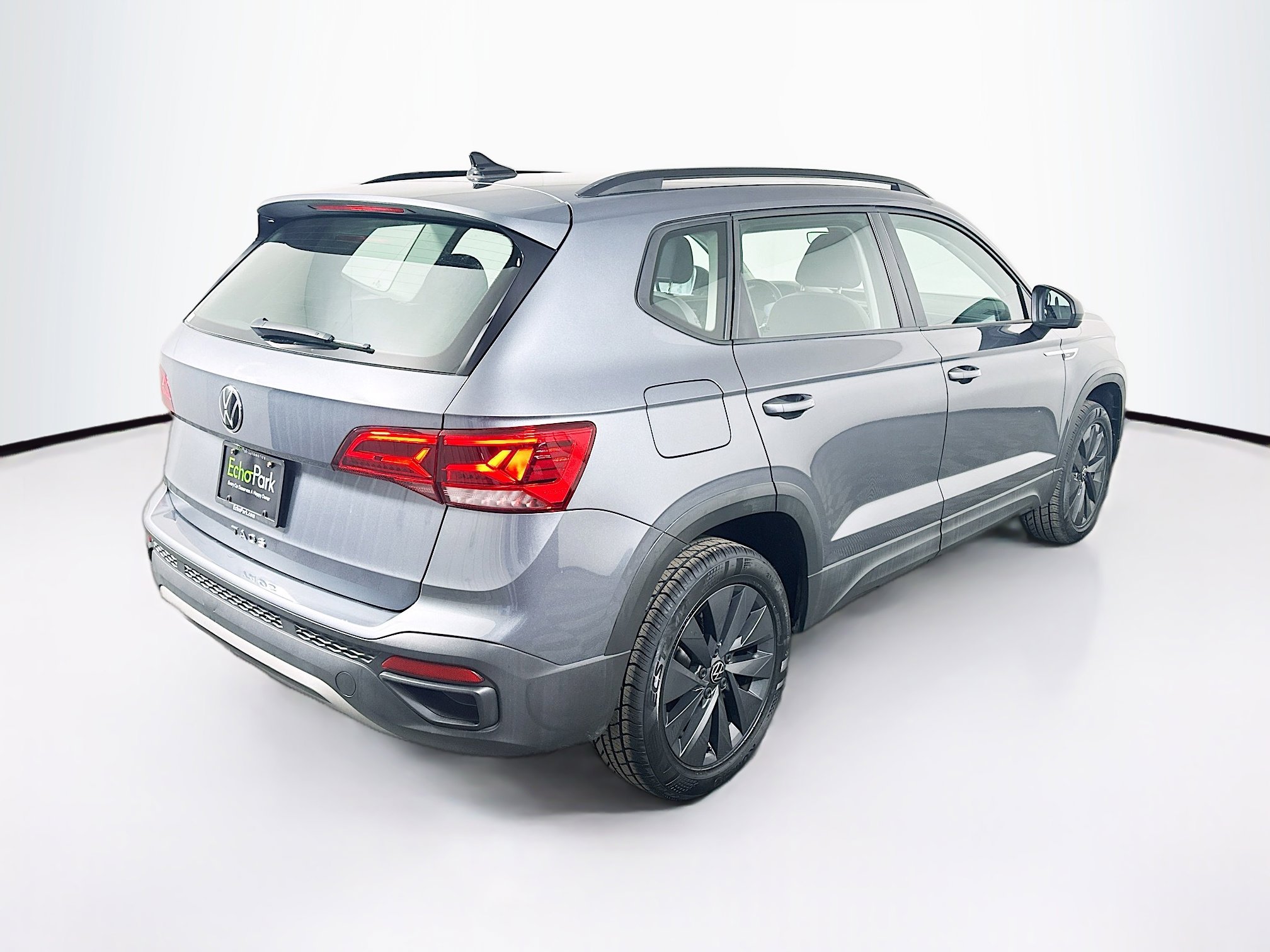 Used 2024 Volkswagen Taos S image 9