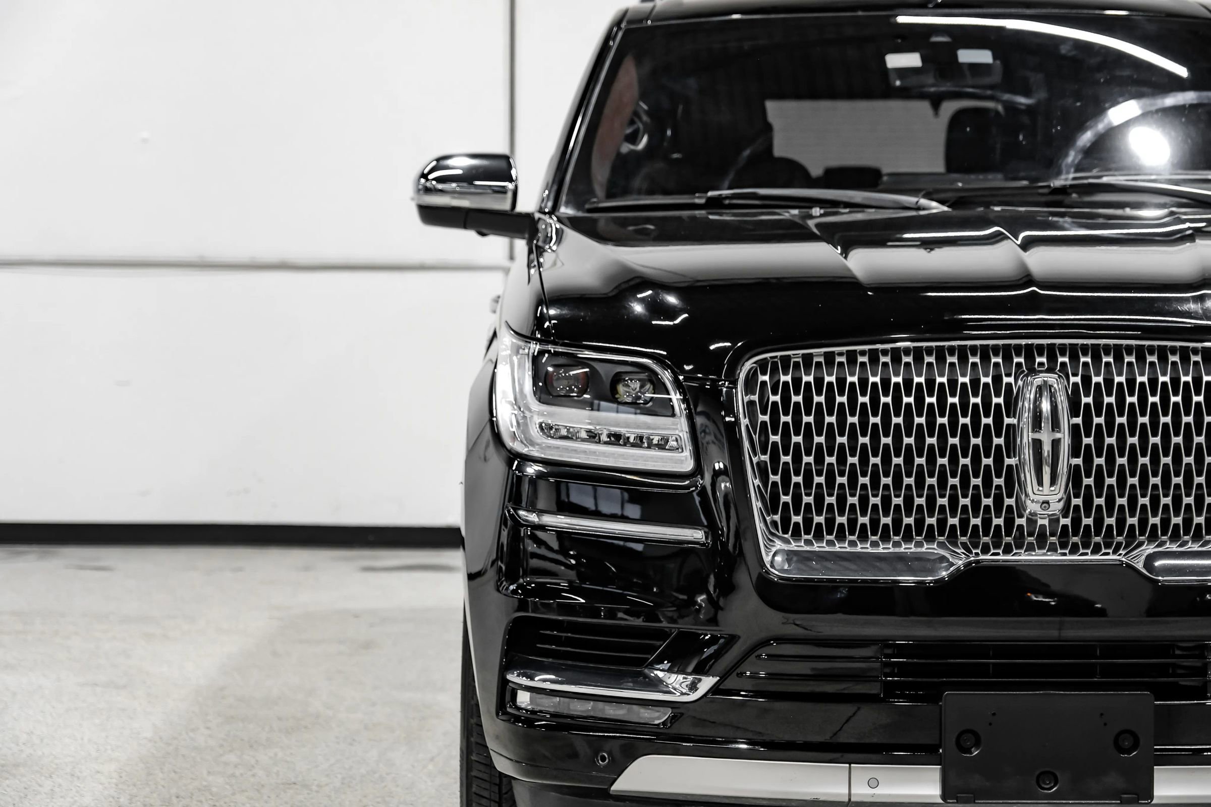 Used 2018 Lincoln Navigator Black Label w/ Cargo Package AWD/4WD image 69