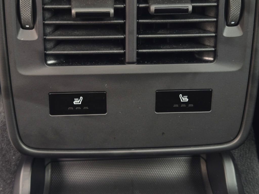 Certified 2025 Porsche Taycan 4S image 32