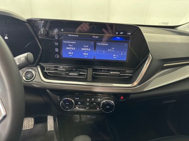 Used 2024 Chevrolet Trax ACTIV w/ Sunroof Package image 21