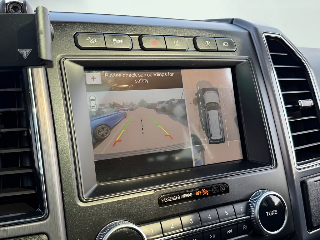 Used 2019 Ford Expedition Max Platinum AWD/4WD image 23