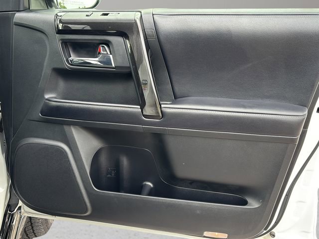 Used 2019 Toyota 4Runner Limited AWD/4WD image 9