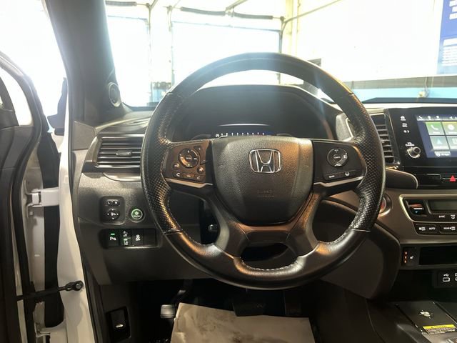 Used 2024 Honda Passport EX-L image 13