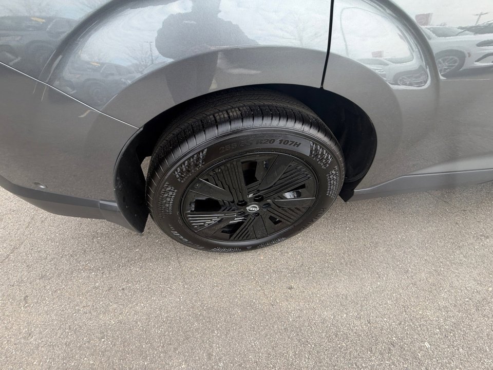 Used 2025 Nissan Murano SV image 27