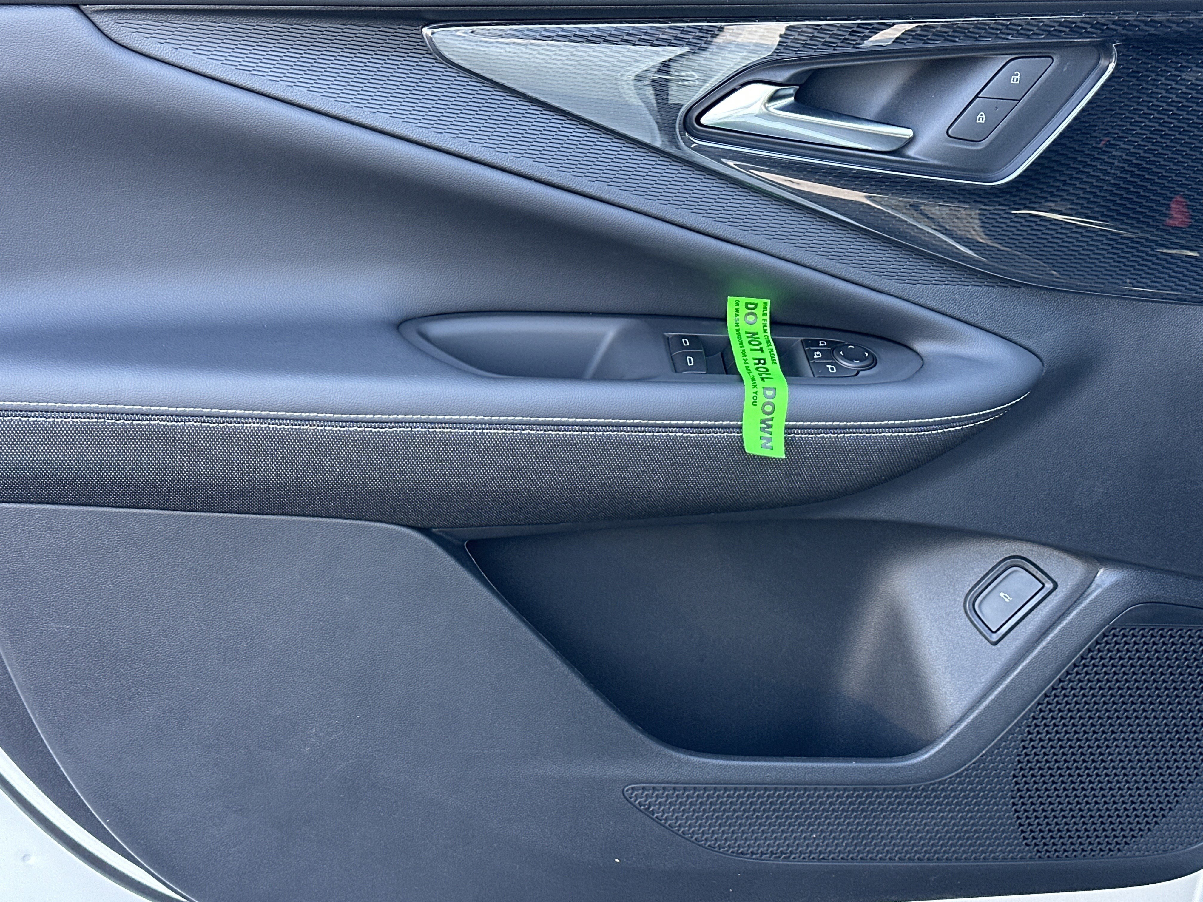 New 2026 Chevrolet Blazer EV LT image 11